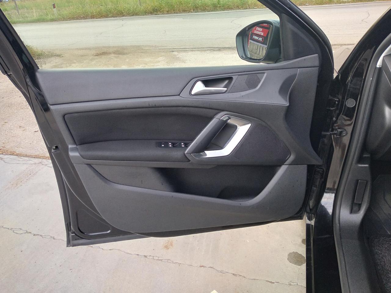 Peugeot 308 BlueHDi 100 S&S SW Business