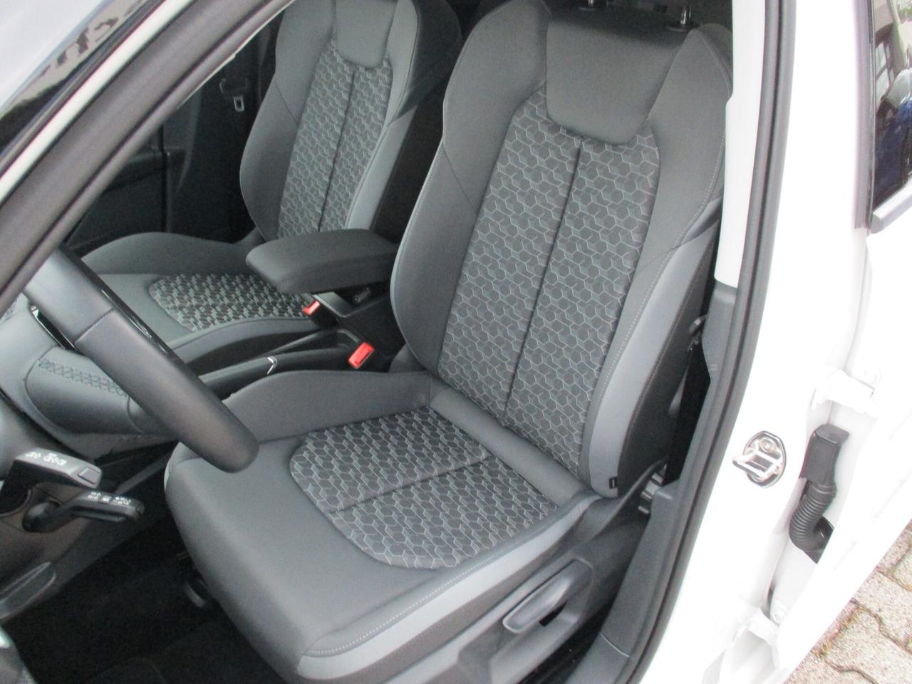 Audi A1 SPB 25 TFSI ADVANCED S T-TRONIC