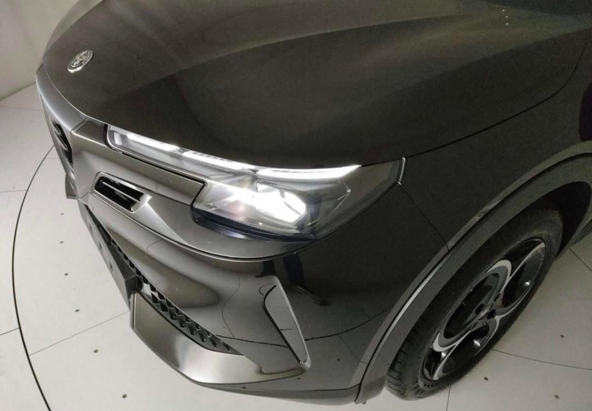 Alfa Romeo Junior 1.2 145 CV Hybrid eDCT6 Ti AUTO A NOLEGGIO