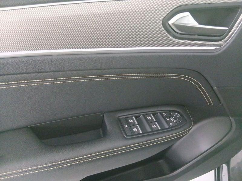 Renault Arkana 1.6 E-Tech full hybrid Techno 145cv