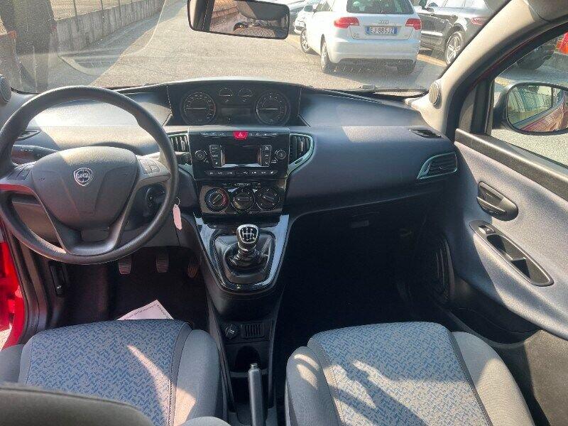 Lancia Ypsilon Ypsilon 1.0 FireFly 5 porte S&S Hybrid Platino