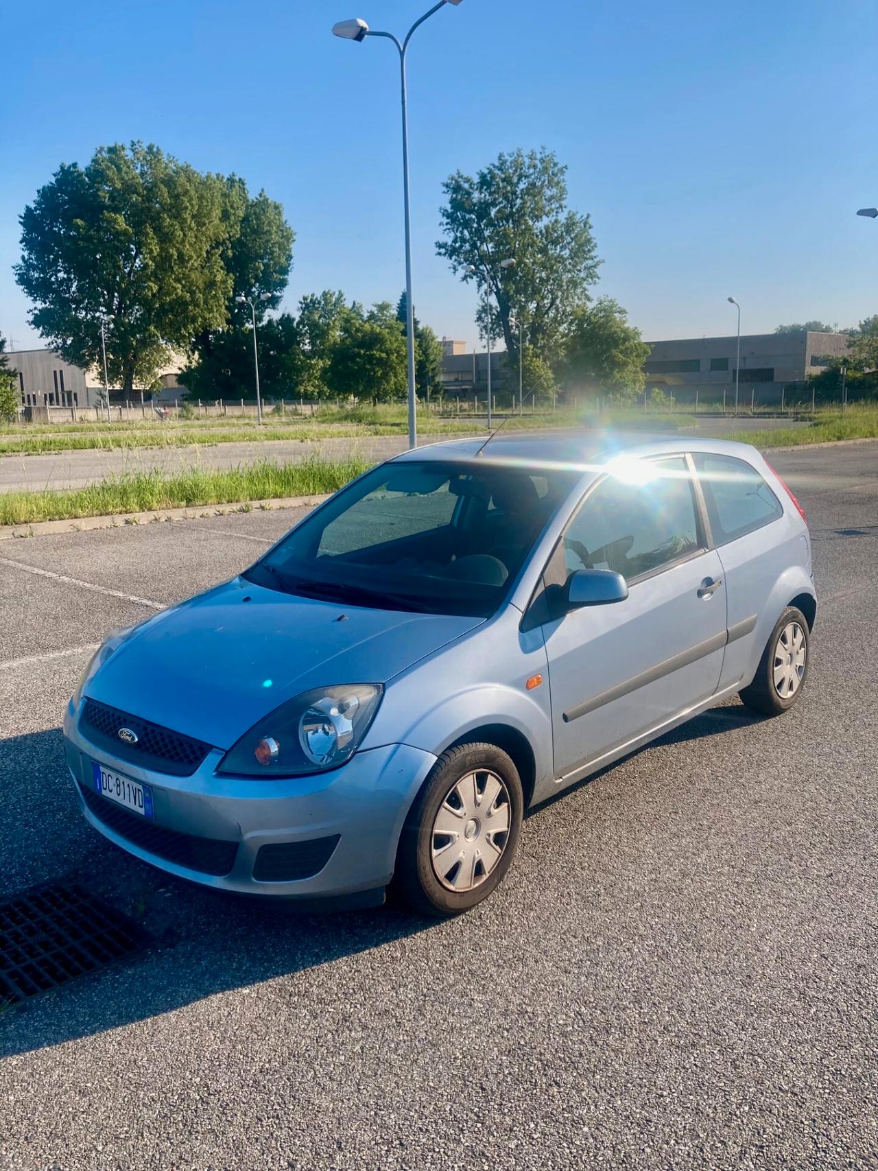 Ford Fiesta 1.2 16V 3p. Ghia