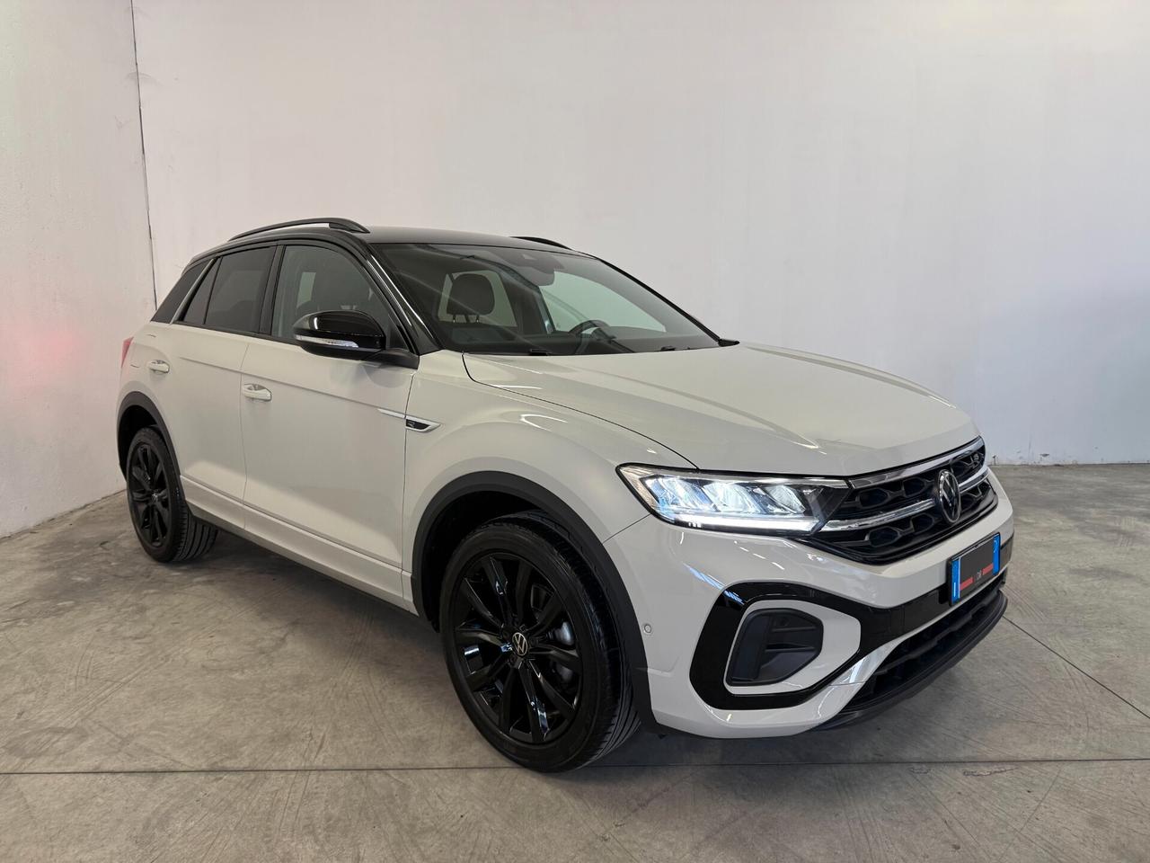Volkswagen T-Roc 1.0 Tsi R-Line 110cv NEOPATENTATI GARANZIA VW