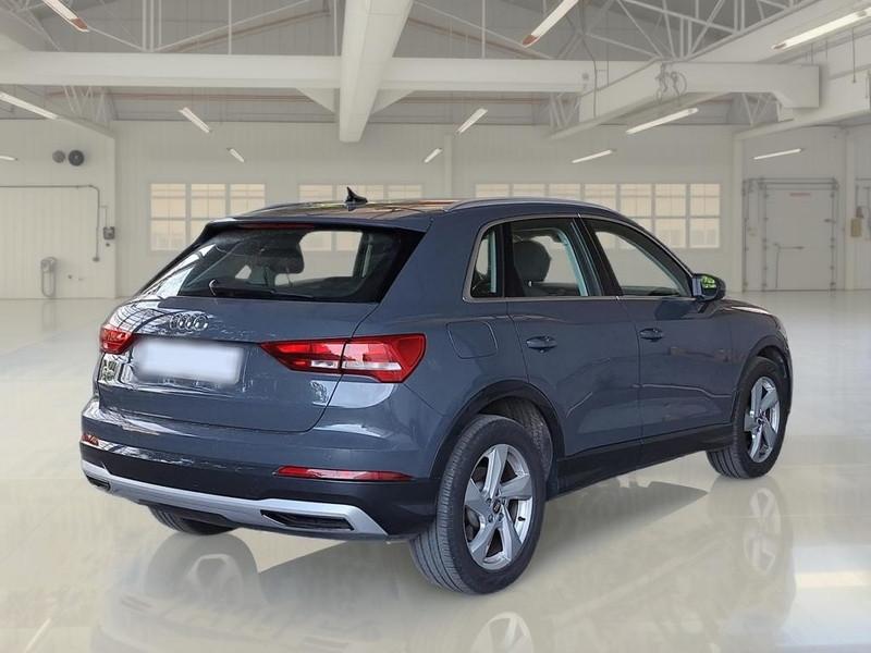 AUDI Q3 35 TDI S tronic Business Advanced