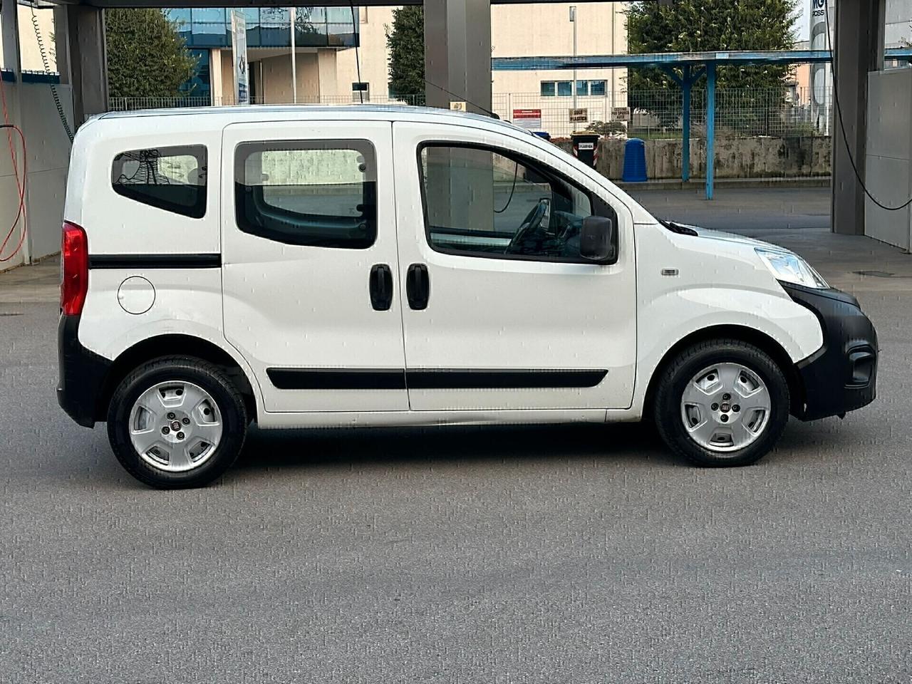 FIAT QUBO CON 4 POSTI E 177.000 KM SUPER PREZZO
