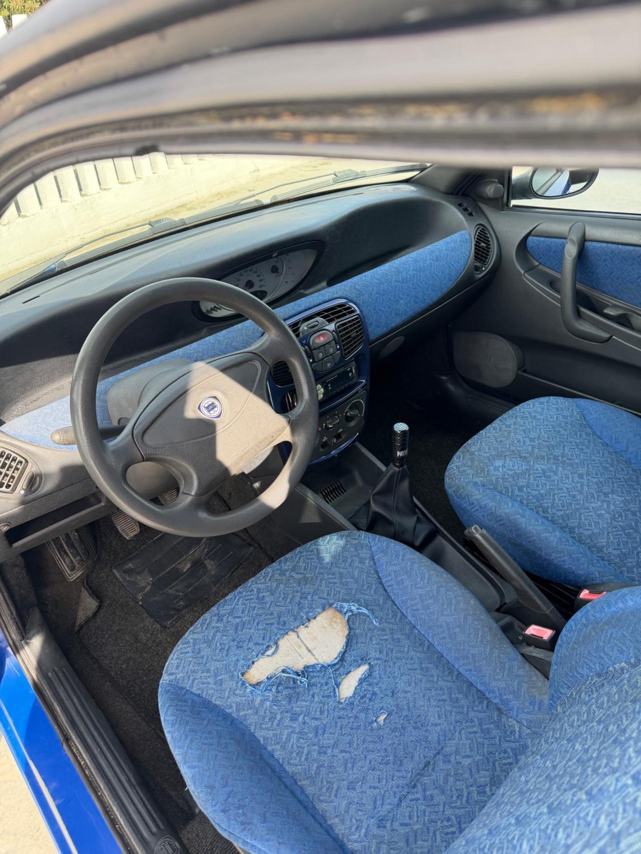 Lancia Y 1.2i cat LE