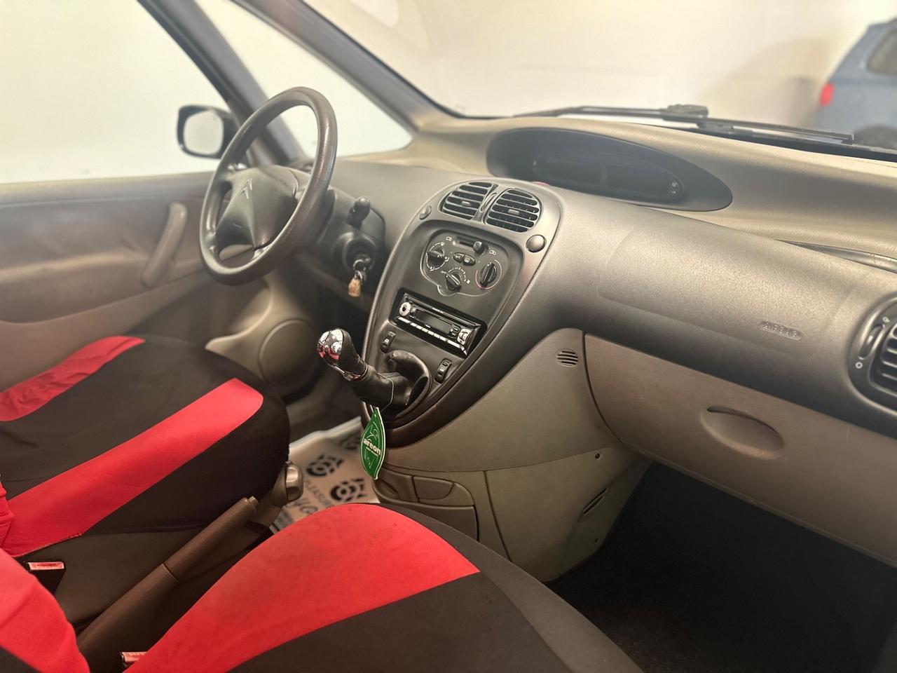 Citroen Xsara Picasso 1.6 16V Elegance Bi Energy G