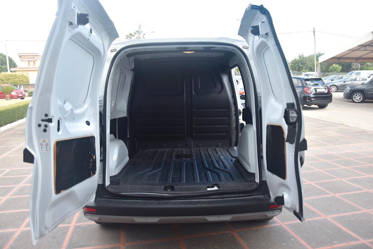 Nissan Townstar 48kW EV Van PC