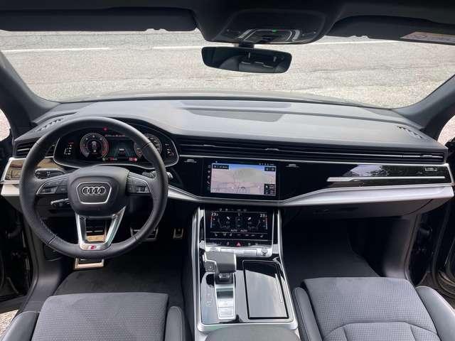 Audi Q8 NEW MODEL 50 TDI 286 CV S Line Total Black Alu22''