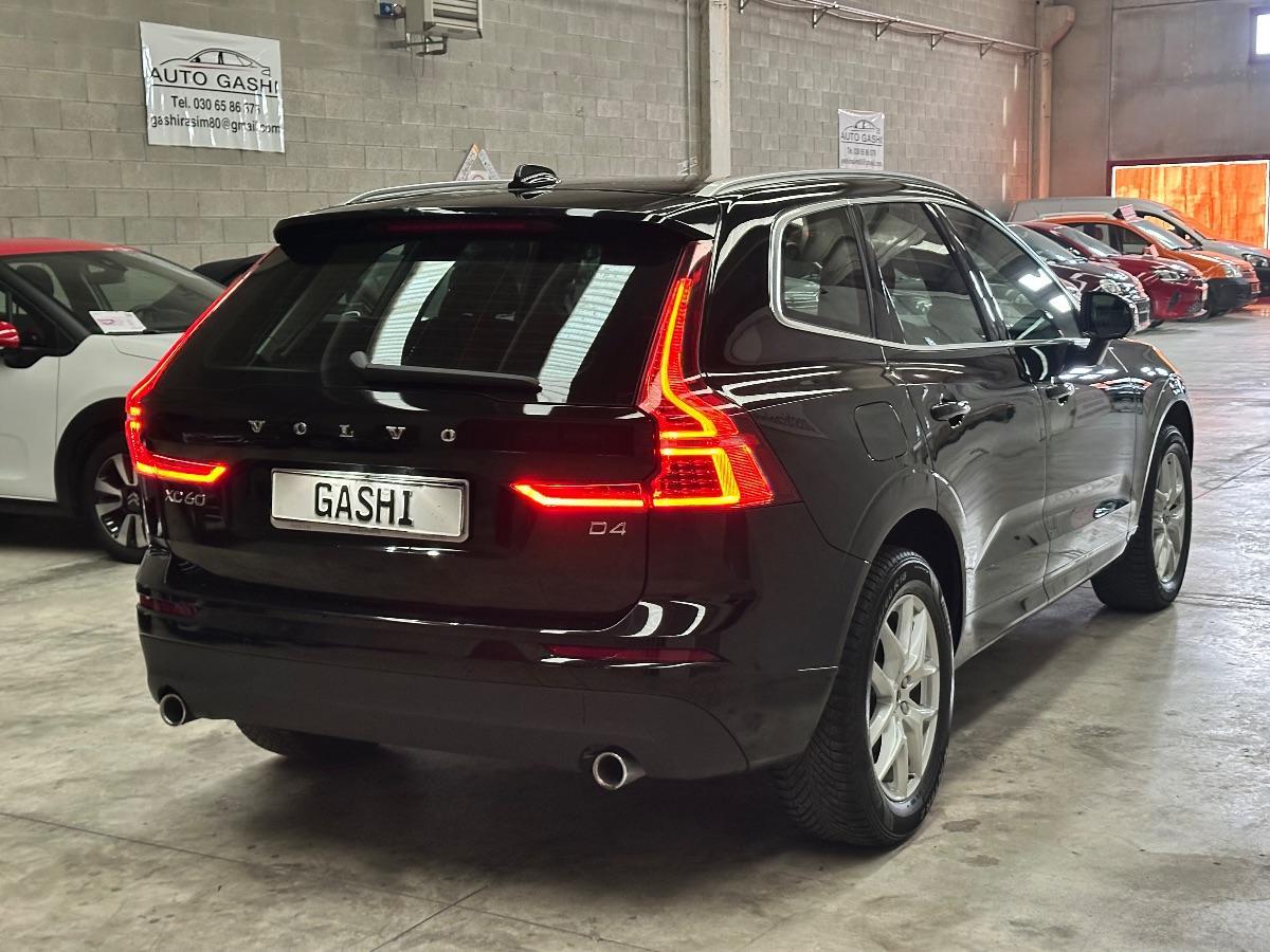 VOLVO - XC60 - B4AWD Geartronic Momentum Pro