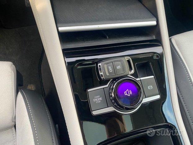 VOLKSWAGEN Tiguan 2.0 TDI 150 CV DSG Elegance