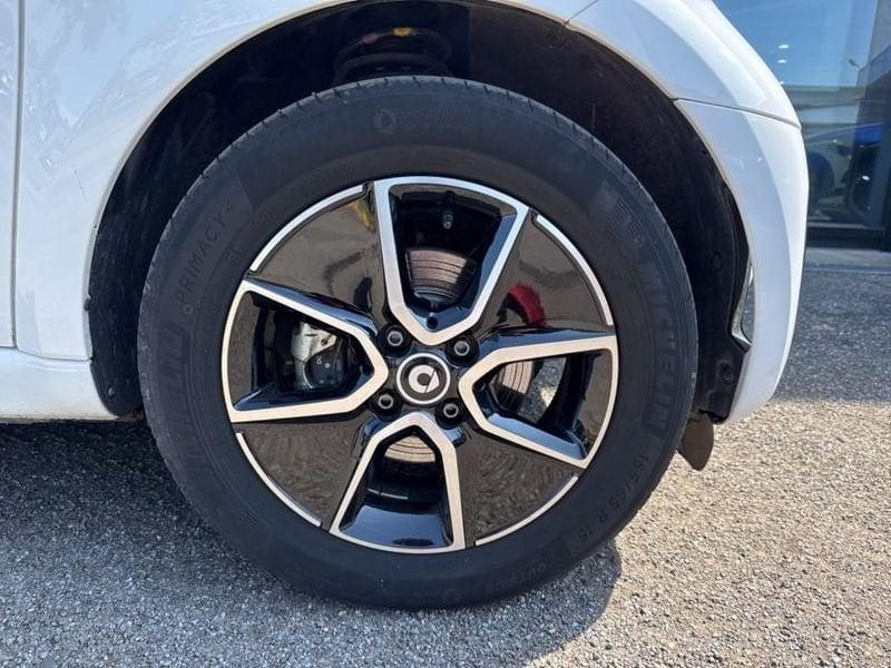 smart fortwo EQ PASSION 22KW