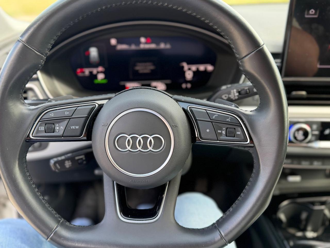Audi A4 S Line 2.0 40 TDI #10706