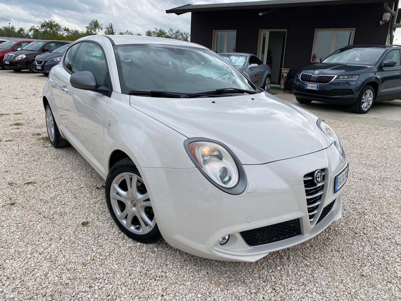 Alfa Romeo MiTo 1.4 105 CV M.air S&S Distinctive Sport Pack