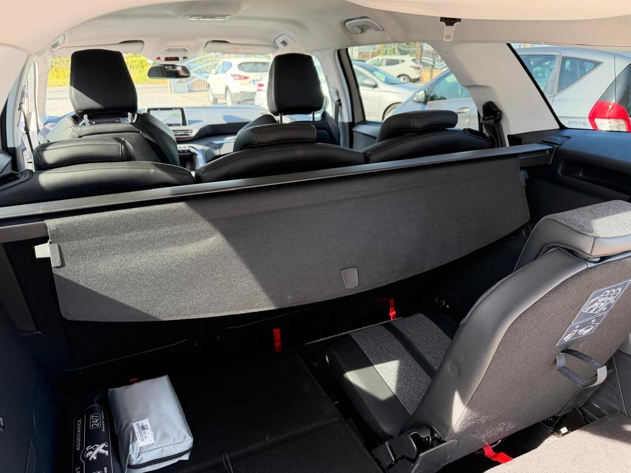 Peugeot 5008 BlueHDi 130 S&S EAT8 Allure 7 POSTI