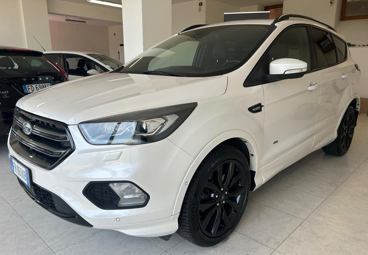 Ford Kuga 2.0 TDCI 180 CV 4WD Powershift ST-Line