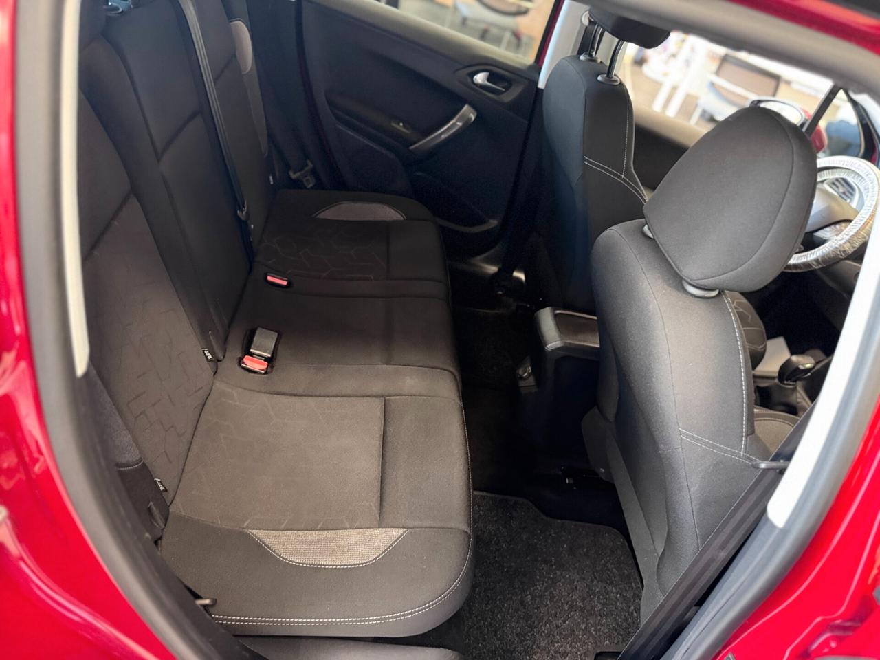 Peugeot 2008 BlueHDi 100 Allure