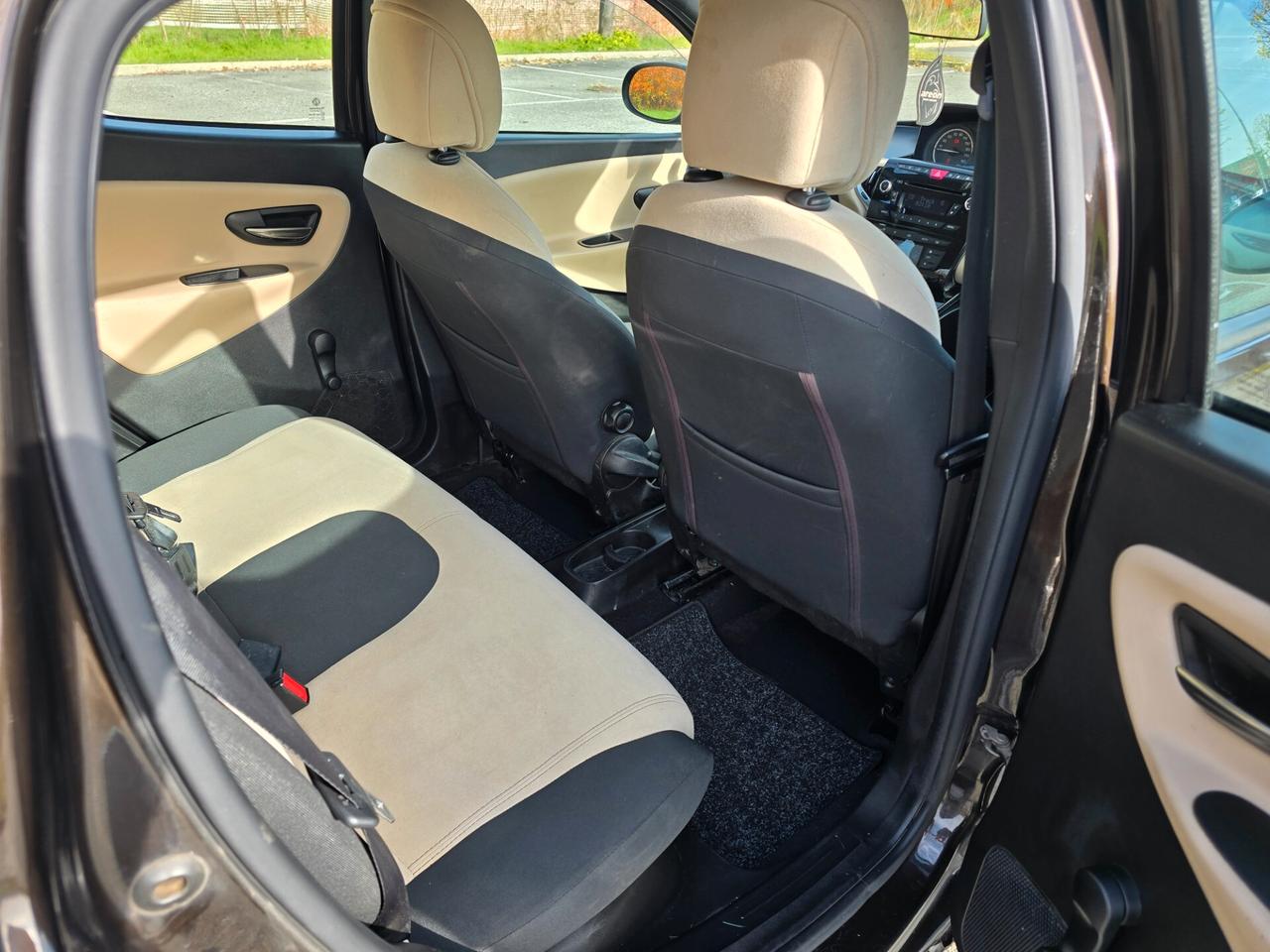 Lancia Ypsilon 1.2 69 CV 5 porte GPL Ecochic Gold