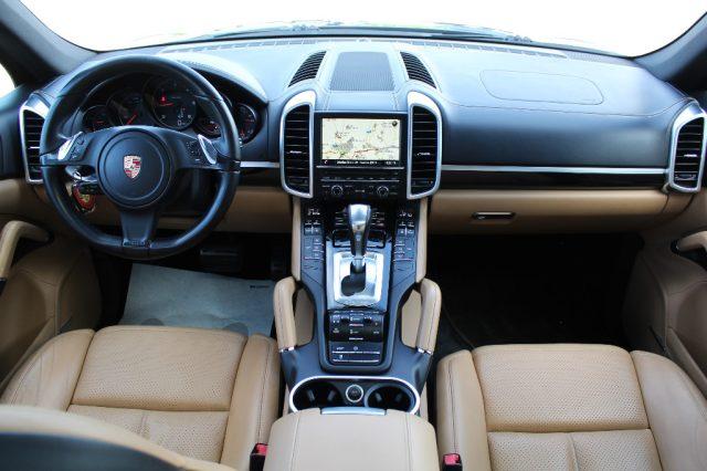 PORSCHE Cayenne 3.0 DIESEL *TETTO*PASM*TAGLIANDATA*