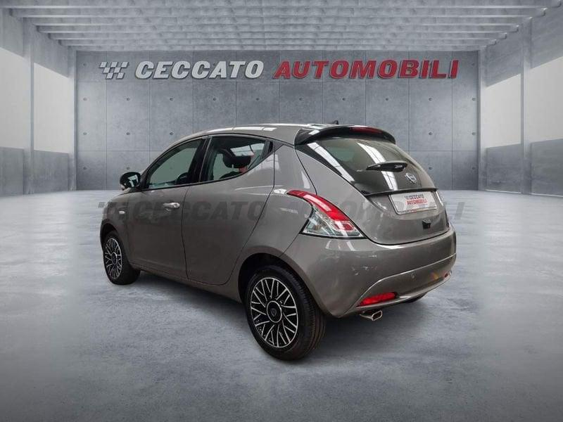Lancia Ypsilon Ypsilon My24 402 Platino 1.0