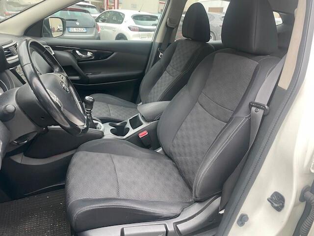 Nissan Qashqai 1.2 DIG-T Acenta