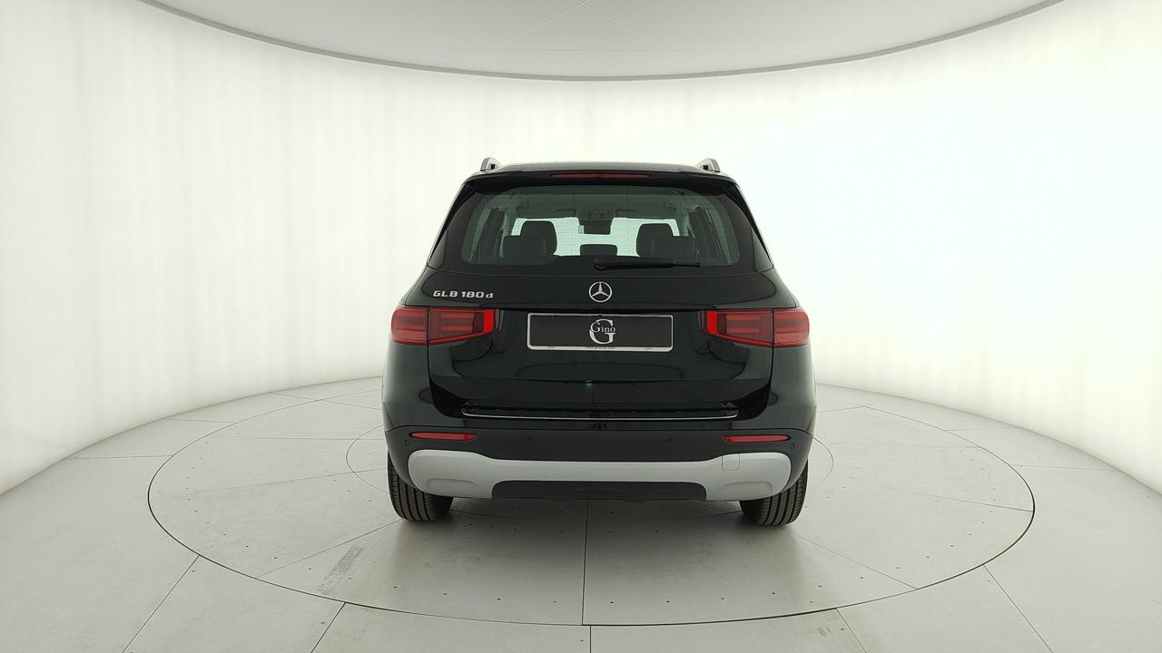 Mercedes-Benz GLB 180 d Advanced auto