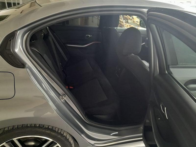 BMW Serie 3 320d mhev 48V xdrive MSport Pro auto