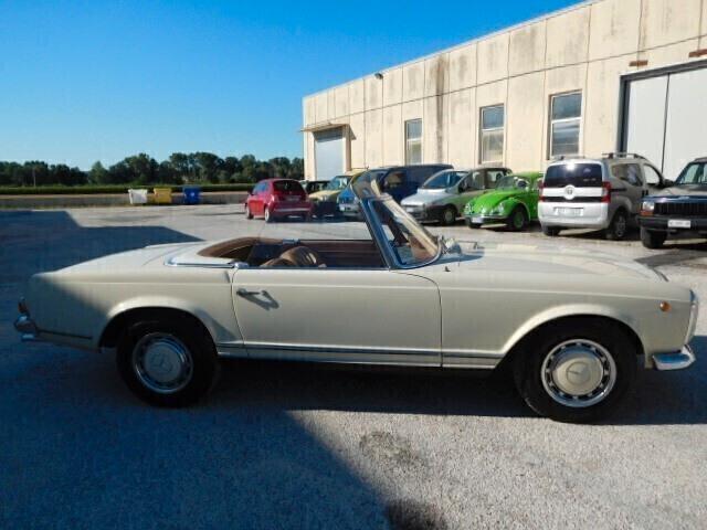 Mercedes sl 230 w113 pagoda da concorso - 1967