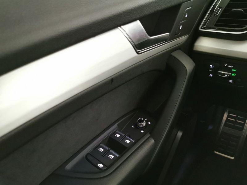 Audi Q5 40 2.0 tdi mhev 12V S line quattro s-tronic