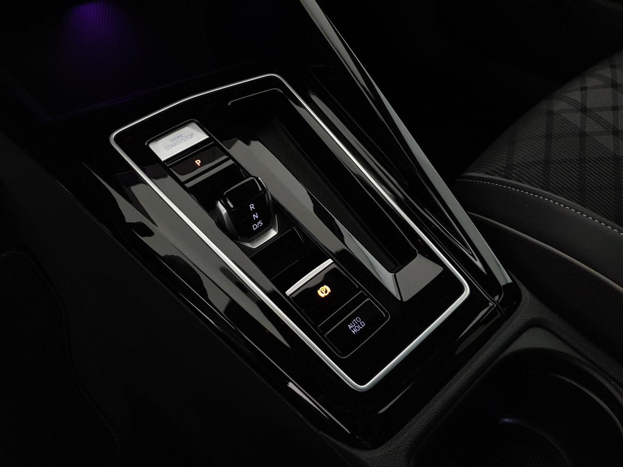 Volkswagen Golf 1.5 etsi evo r-line 150cv dsg