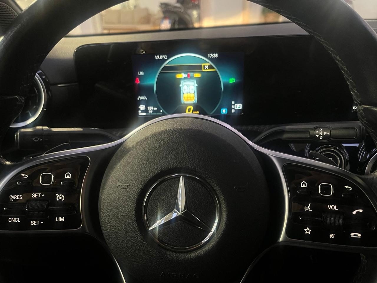 Mercedes-benz A 180 d Automatic Business