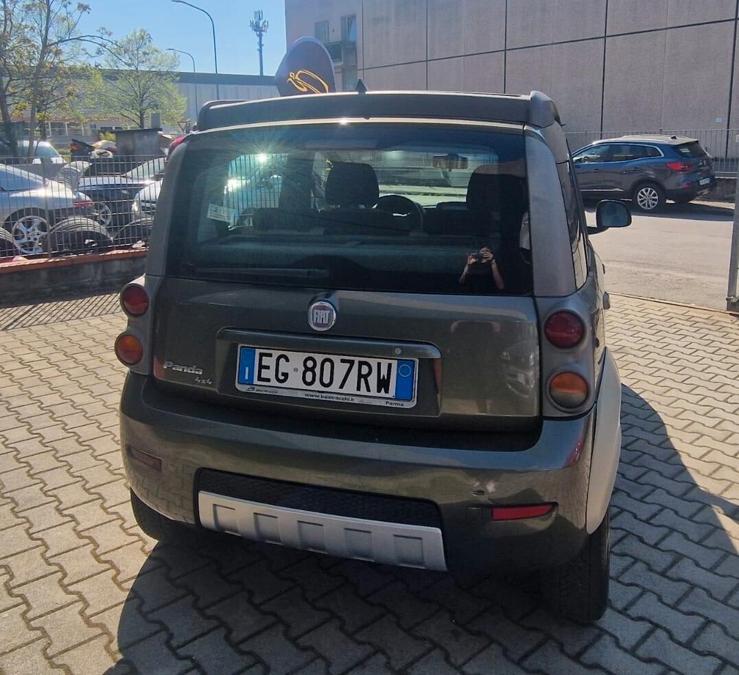 Fiat Panda 1.3 MTJ 4X4 CROSS