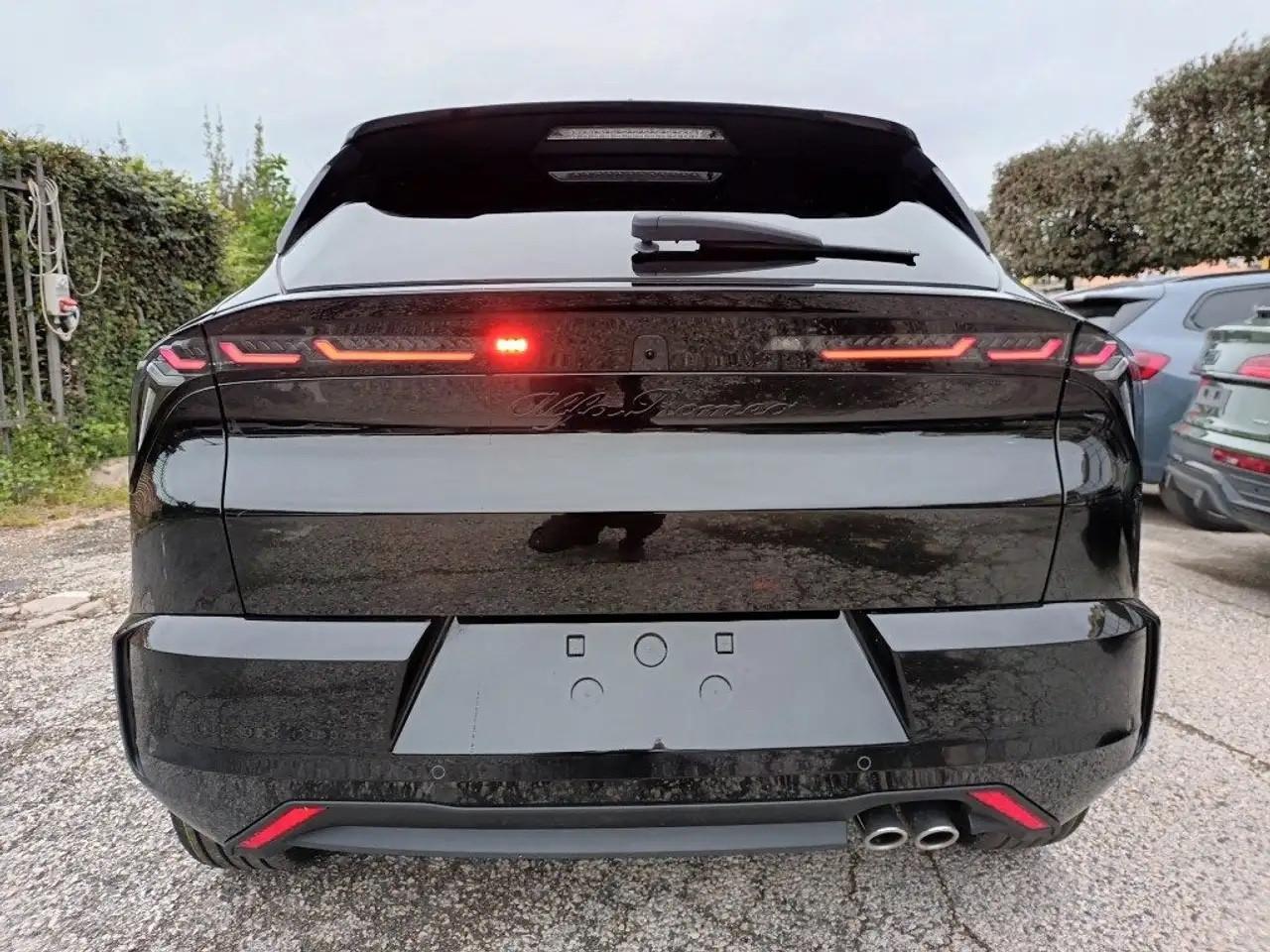 Alfa Romeo Junior 1.2 145 CV Hybrid eDCT6 Ti Pack Techno Matrix KM0