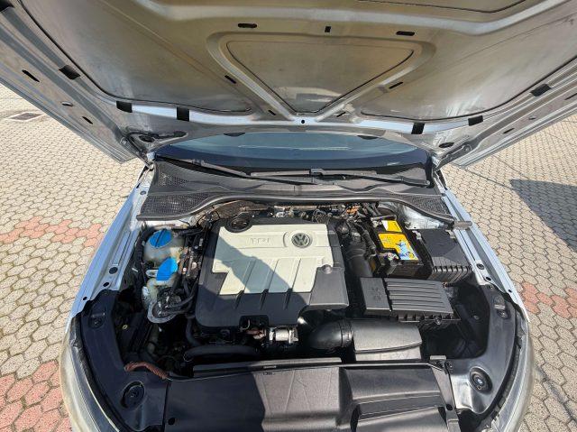 VOLKSWAGEN Scirocco Scirocco III 2.0 tdi 140 CV