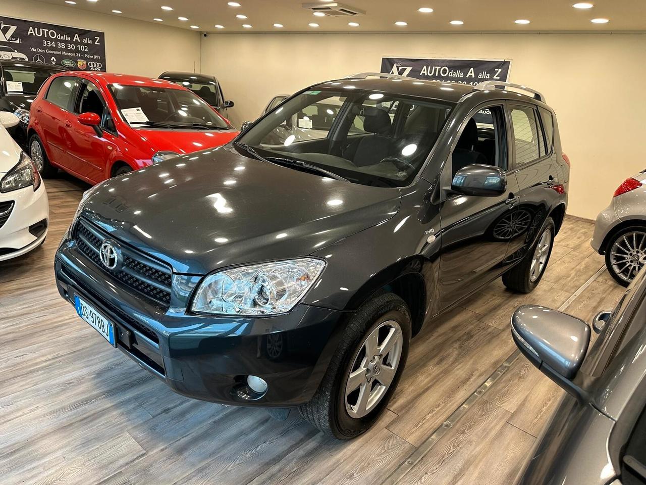 Toyota RAV4 2.2 D-4D 136 CV Luxury