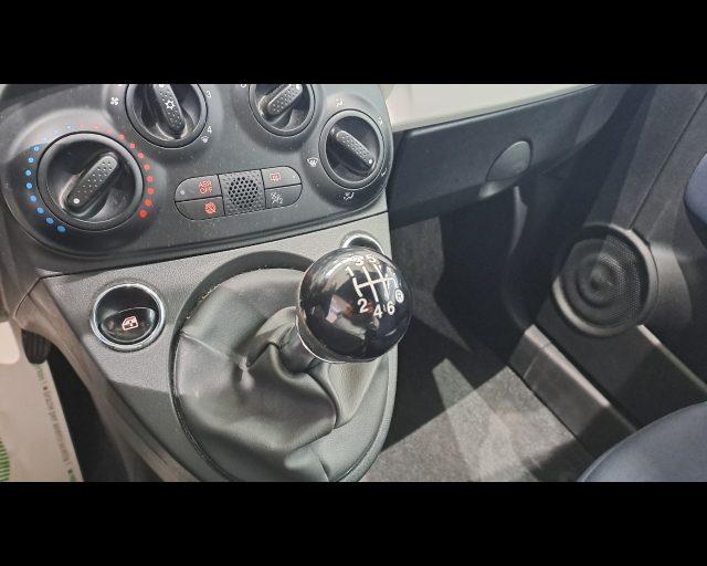 FIAT 500 1.0 hybrid Club 70cv