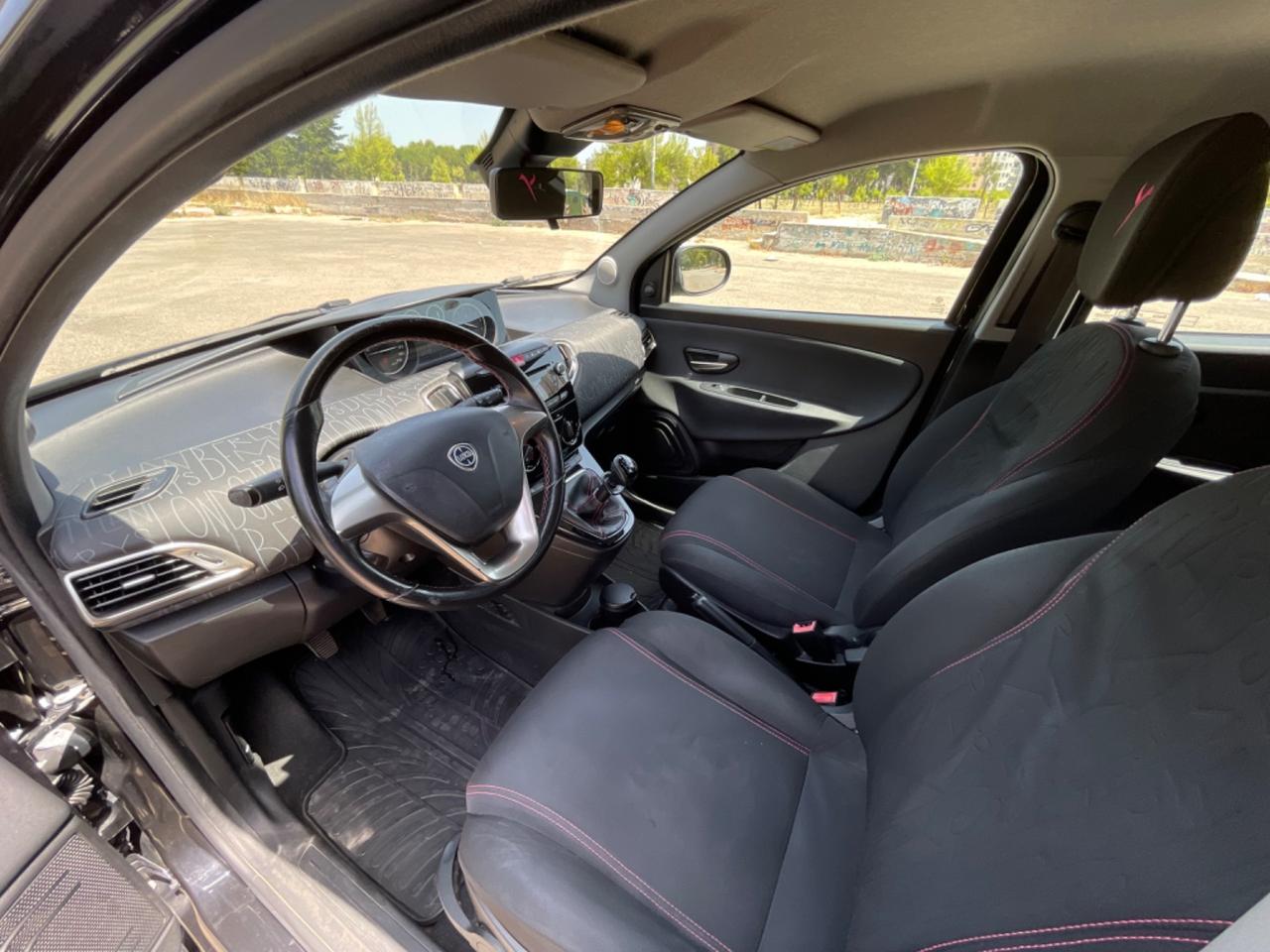 Lancia Ypsilon 1.2 69 CV 5 porte GPL Ecochic Elefantino