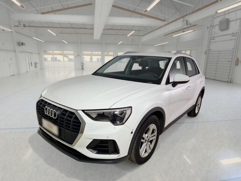 AUDI Q3 35 TDI S tronic Business