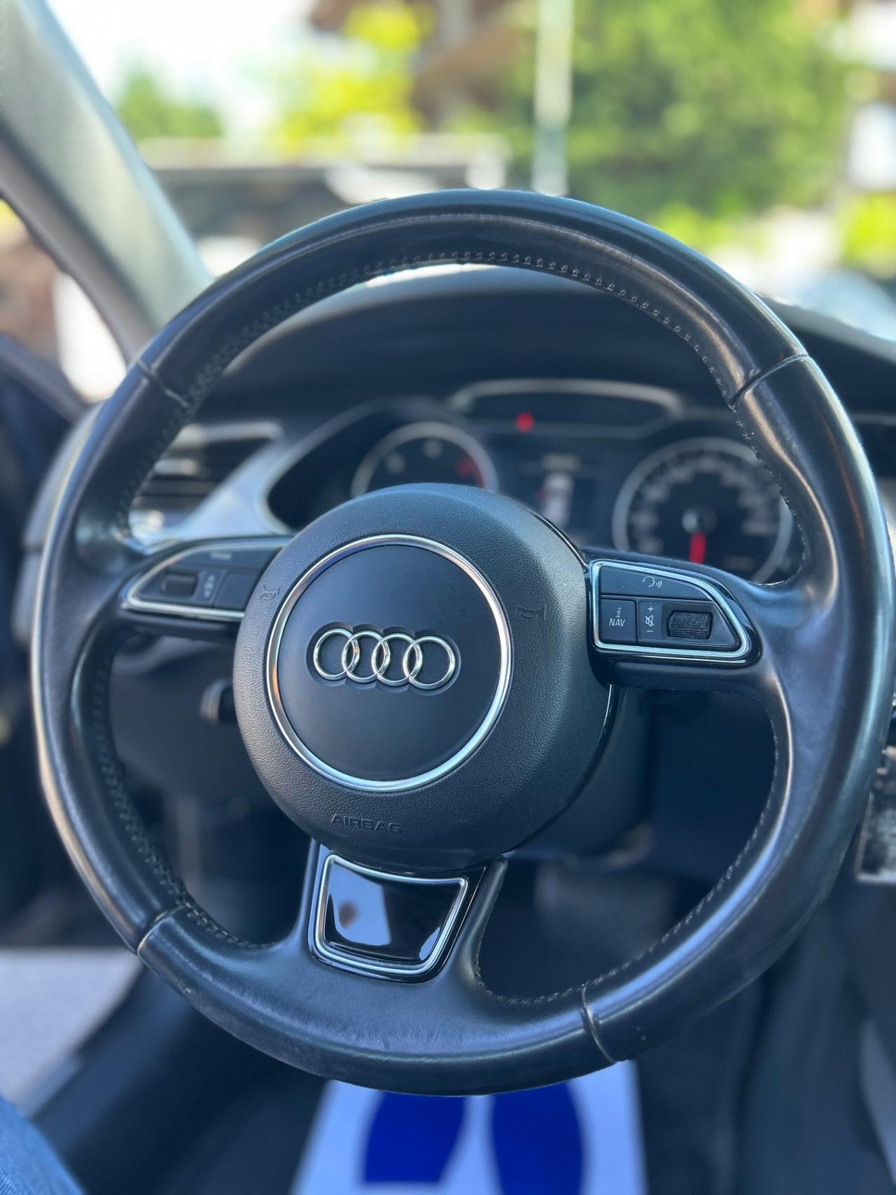 Audi A4 2.0 TDI 177 CV Advanced