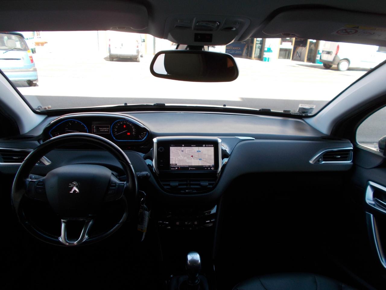 Peugeot 2008 BlueHDi 100 S&S Allure