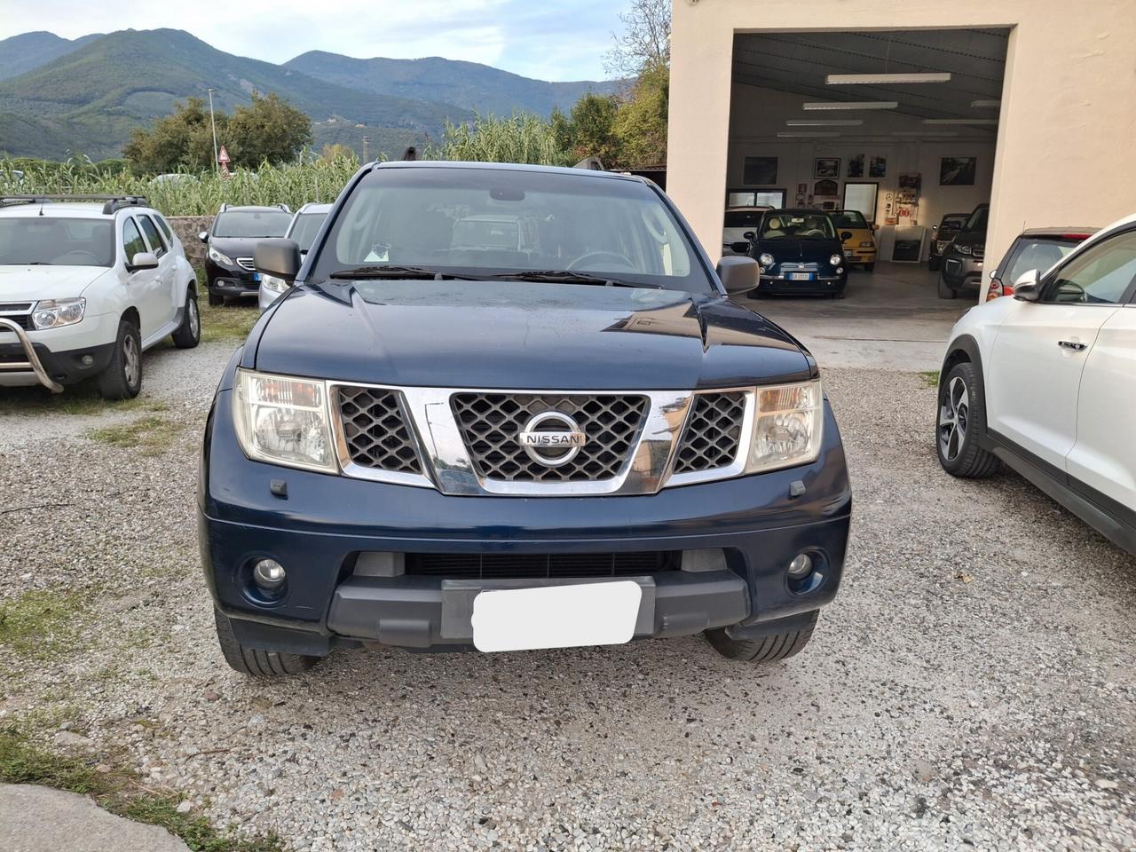 Nissan Pathfinder 2.5 dCi LE