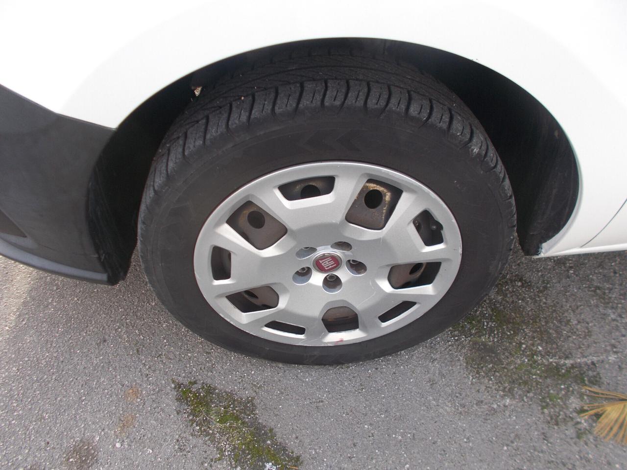 iveco fiat doblo anno 2019 benzina gas