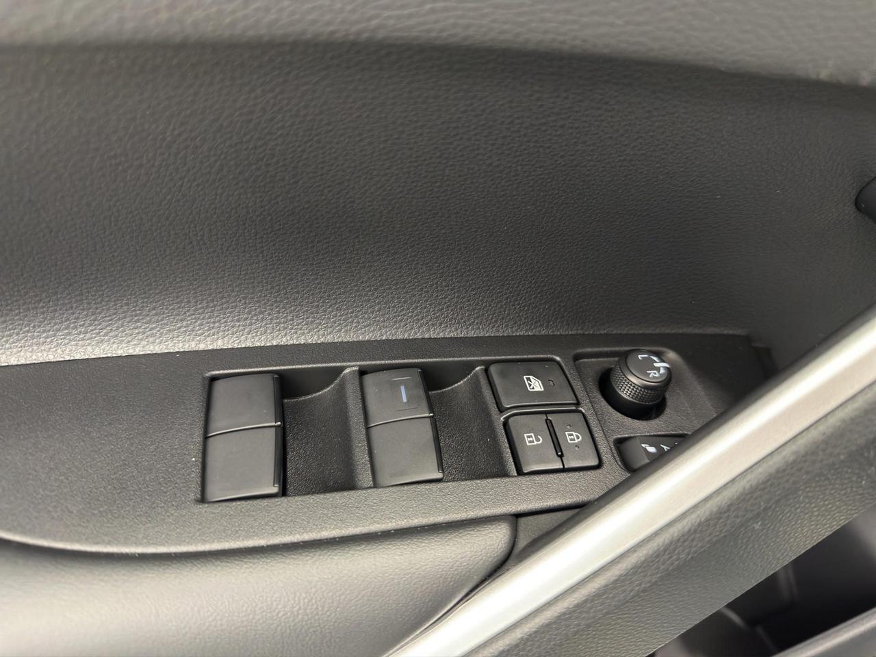 Toyota Corolla Cross - MY24 5 porte Lounge 1.8