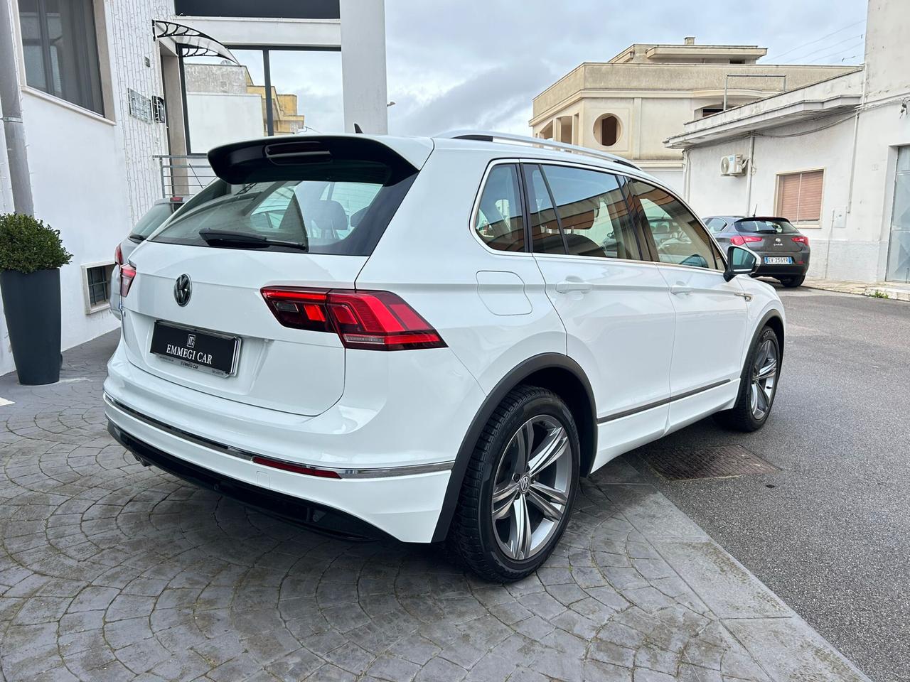 VW Tiguan 2.0 TDI 150 Cv R-LINE COCKPIT-2019