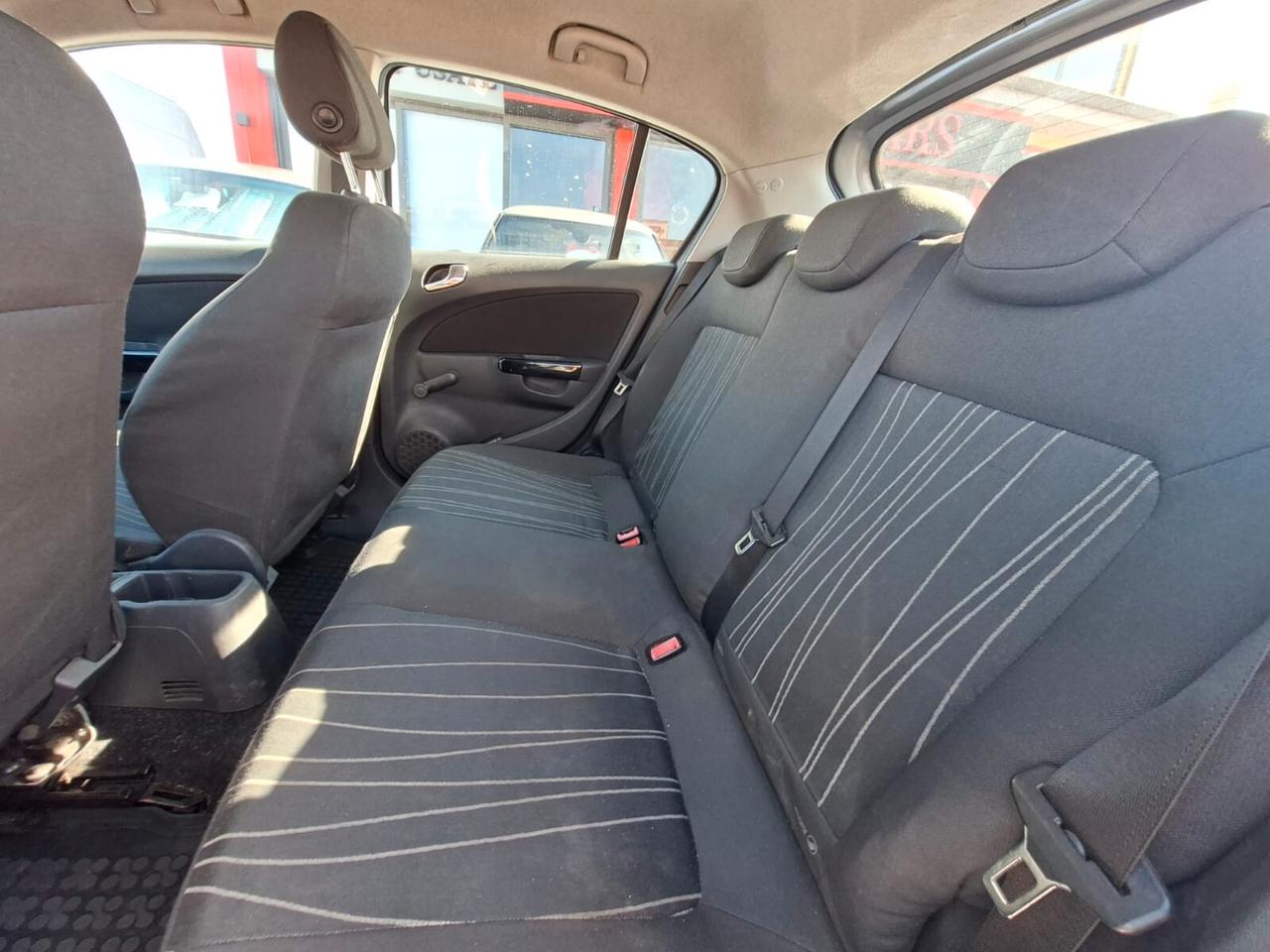 Opel Corsa 1.2 5 porte 80cv