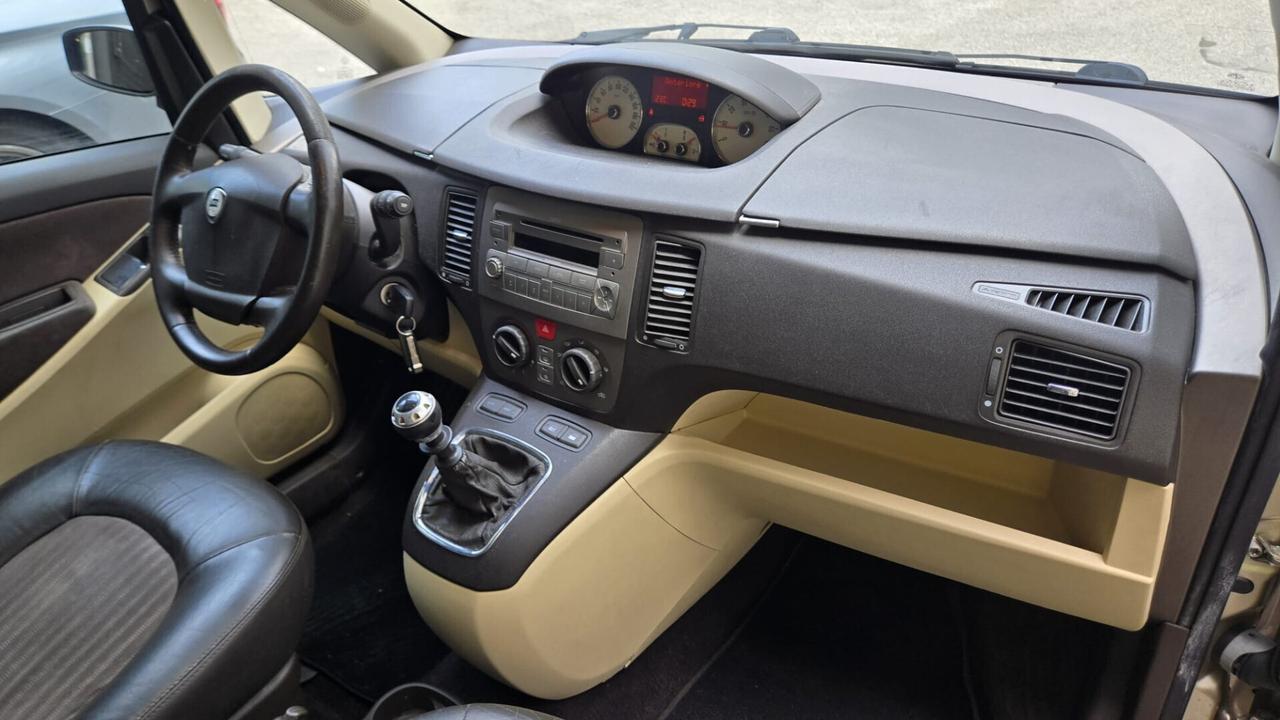 Lancia MUSA 1.4 16V Platino Plus 290000km