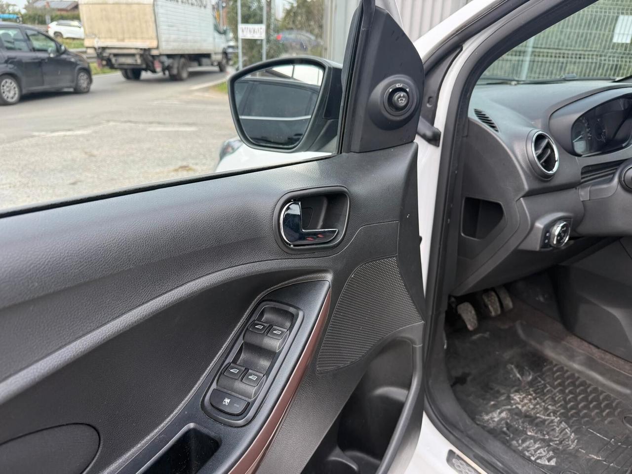 Ford Ka 1.2 Ti-VCT 85CV Ultimate Adventure