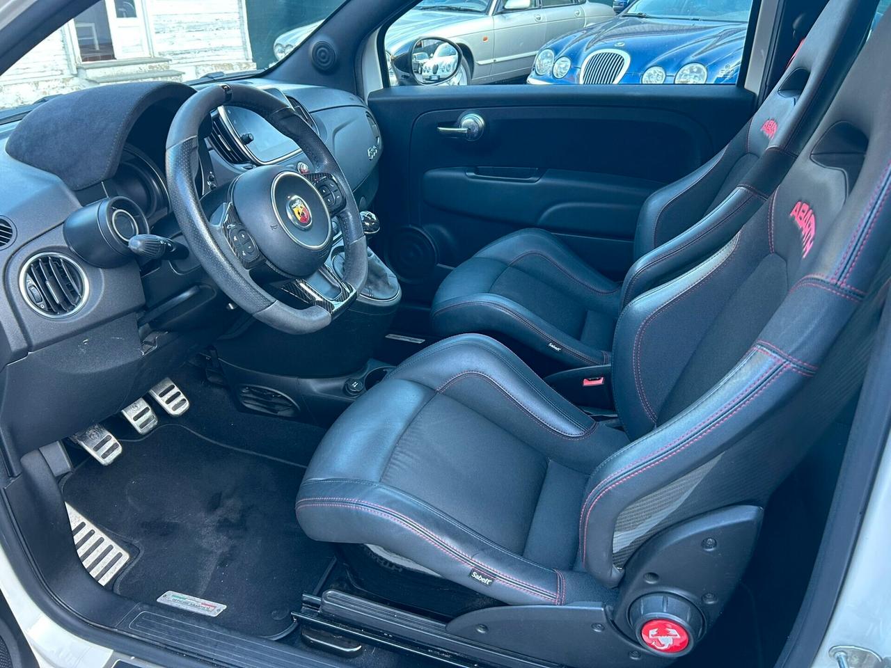 Abarth 595 1.4 Turbo T-Jet 180 CV Competizione