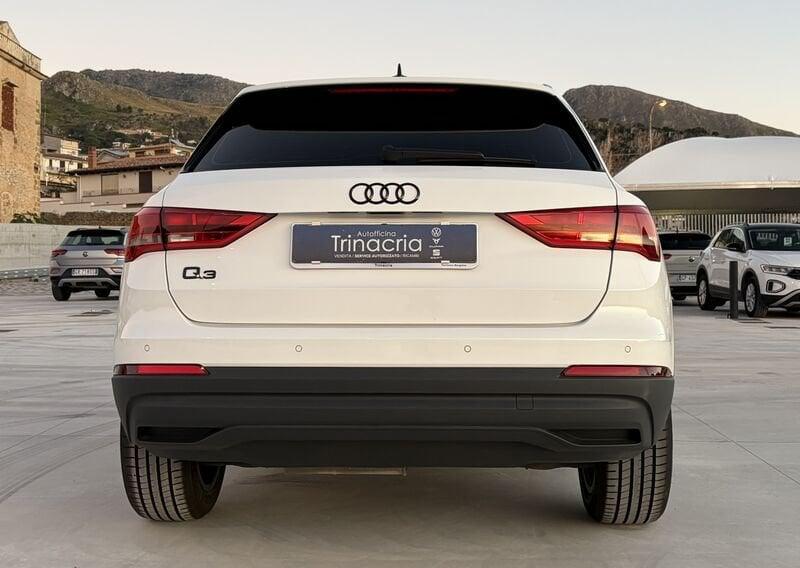 Audi Q3 Business 2.0 TDI 150CV 35
