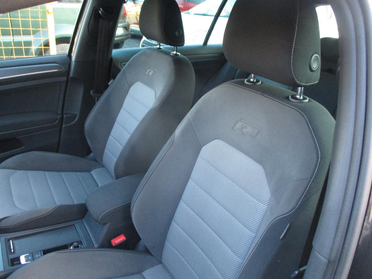 Volkswagen Golf 7.5 1.6 TDI R-LINE FULL OPTIONAL 2018